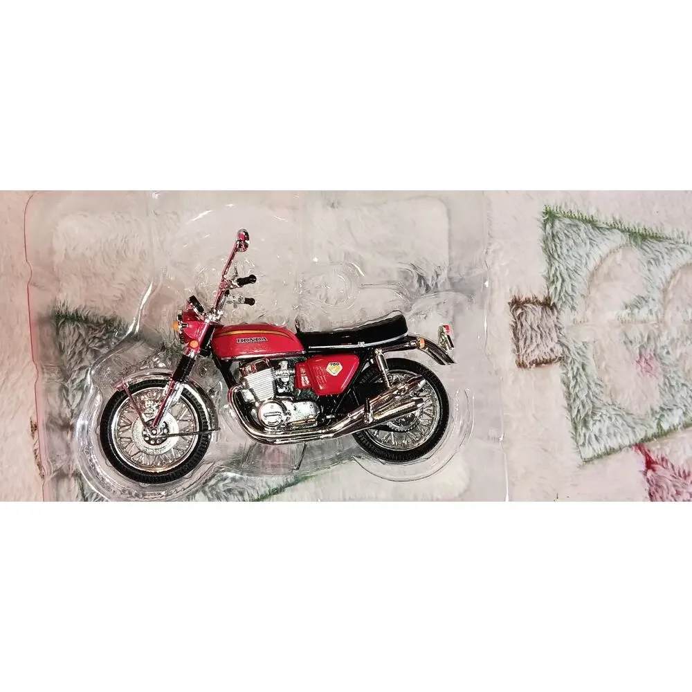 New in Box HONDA 1969 CB750 MOTORCYCLE 2018 HALLMARK ORNAMENT, NOS, collectable